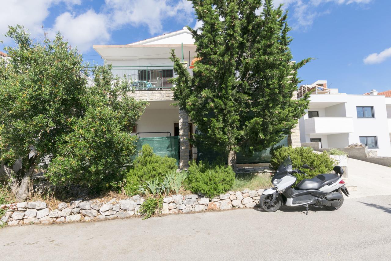פרימוסטן Apartments Ksenija מראה חיצוני תמונה