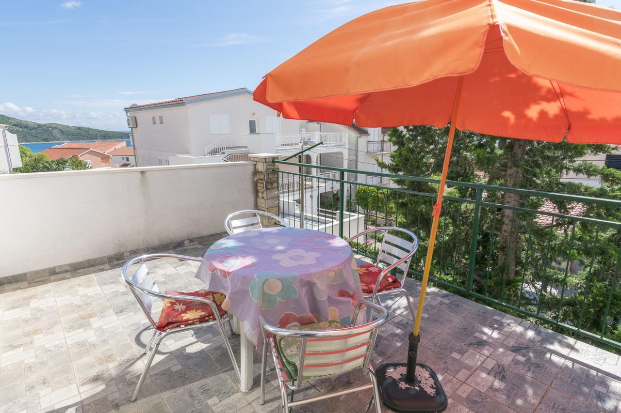 פרימוסטן Apartments Ksenija מראה חיצוני תמונה