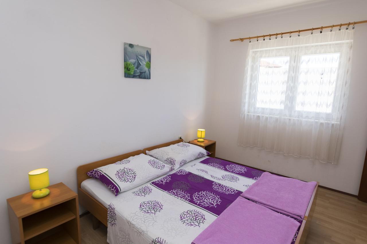 פרימוסטן Apartments Ksenija מראה חיצוני תמונה